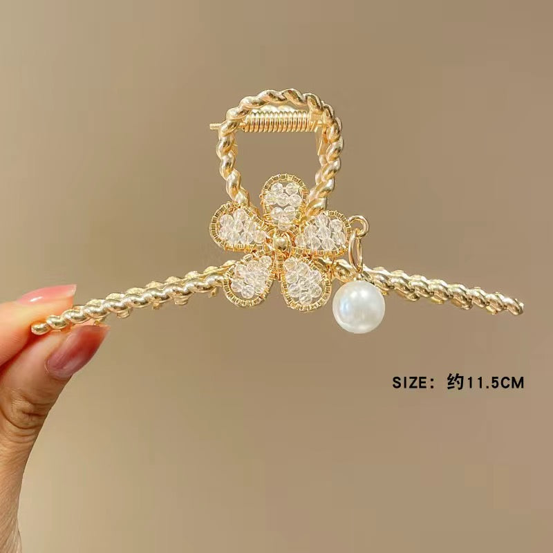 Claw clips