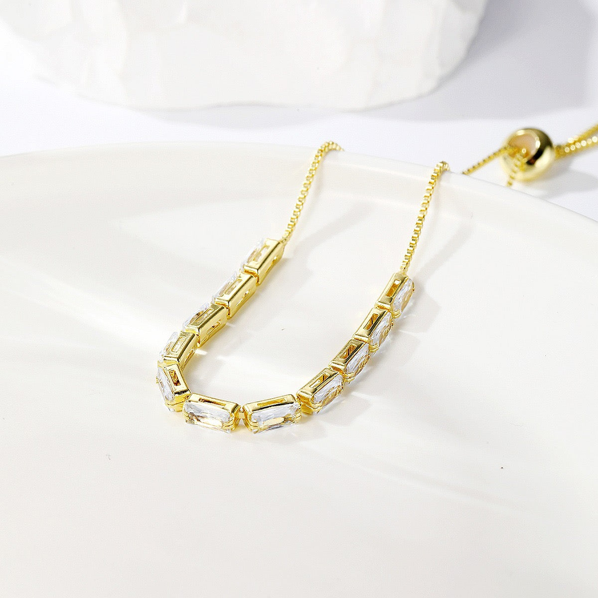 Colored zircon bracelet, square adjustable