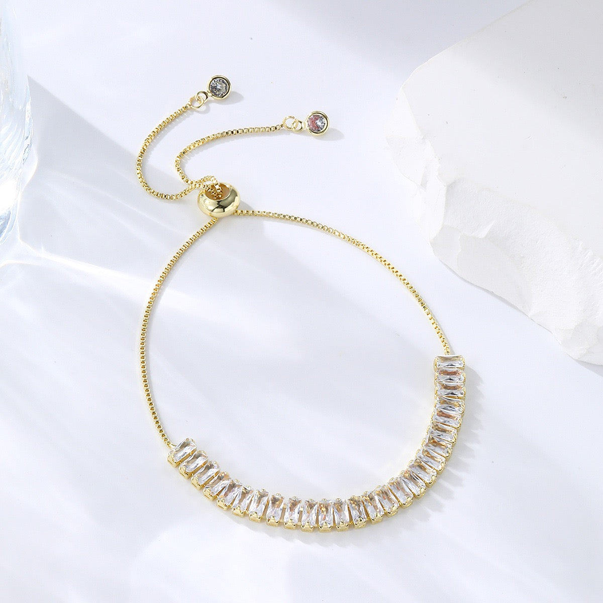 Colored zircon bracelet, square adjustable